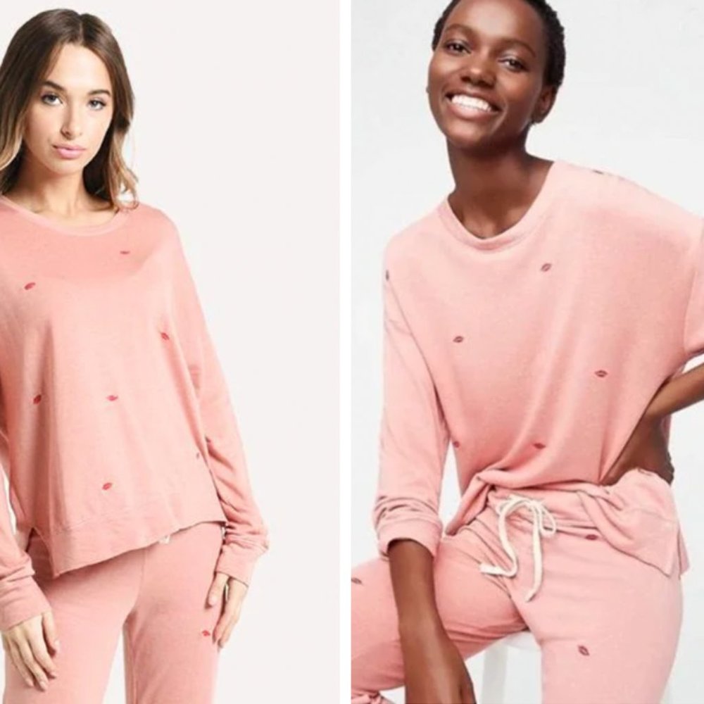NWT Sundry Pink Raglan Red Lip Embroidery Sweatshirt